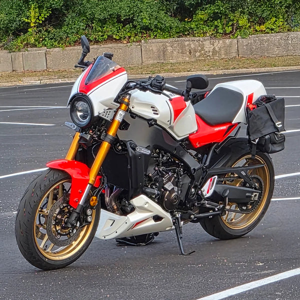 Yamaha XSR900 2022 > Silky White  Belly Pan  by Pyramid