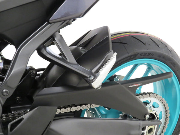 Yamaha MT-09 2024 Carbon Look & Silver Mesh Rear Hugger by Powerbronze