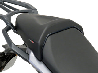 Triumph Tiger 660 Sport 22 >  Matt Black & Silver Mesh Seat Cowl Seat Hump Powerbronze RRP £90