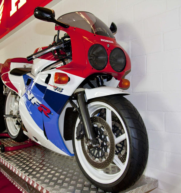 Fits Honda NC30 VFR400  89-1992  Clear Headlight Protectors by Powerbronze RRP £36