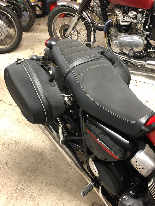 2019  Triumph Street Twin 900cc £5295.