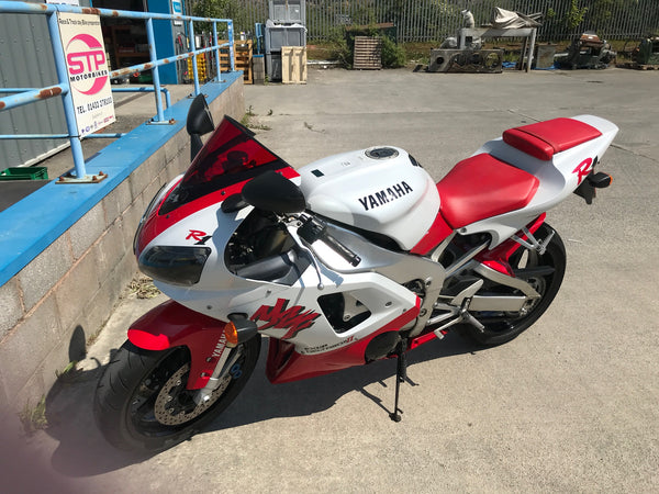 1998 Yamaha YZF-R1 low mileage genuine red/white all original