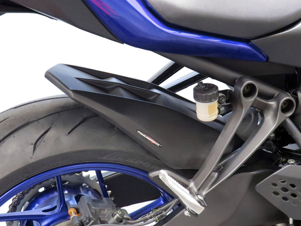 Yamaha MT-07  25-2026  Carbon Look Rear Hugger by Powerbronze