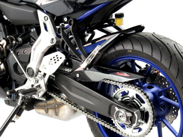 Yamaha MT-07 & FZ-07 14-2024 Rear Hugger by Powerbronze Carbon Look & Silver Mesh