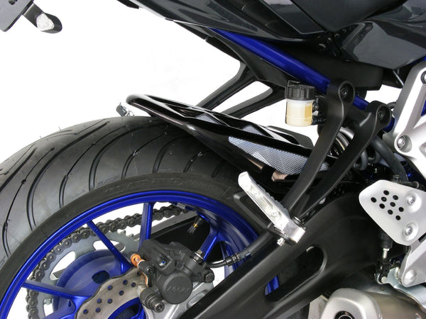 Yamaha YZF-R7  2021-2024 Rear Hugger Carbon Look & Silver Mesh by Powerbronze