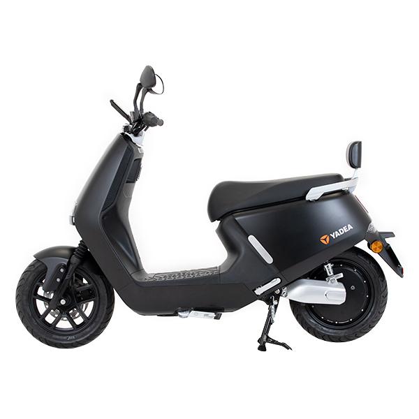 2024 Lexmoto YADEA G5  YD1800D-01 Electric Scooter AM Licence applicable (16 yr old).