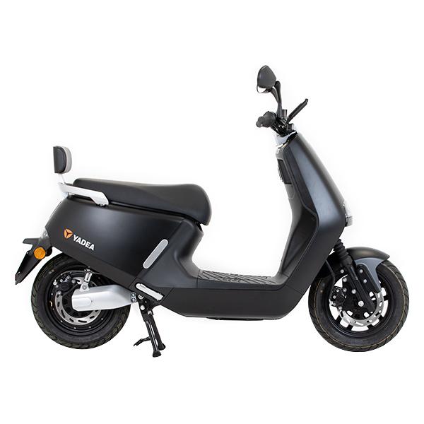 2025 Lexmoto YADEA G5  YD1800D-01 Electric Scooter AM Licence applicable (16 yr old).