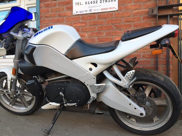 2004 BUELL Firebolt XB9R Arctic White Blue Detail