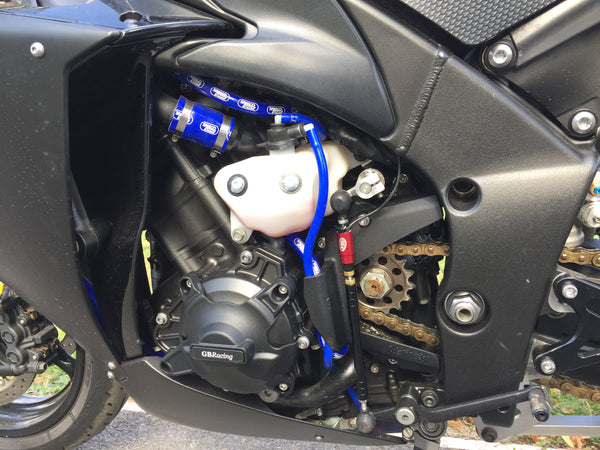 2009 Yamaha YZF-R1 "Big Bang" : Black low mileage