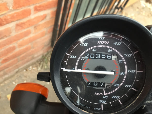 2012 Yamaha YBR125, Black with Topbox