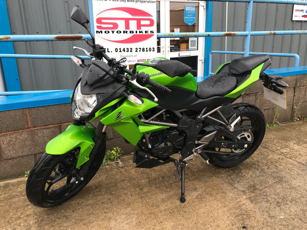 2015 Kawasaki Z250SL Only 106 miles from new