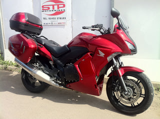 2011 Honda CBF1000 FA-B 3,000 Miles from new with Luggage
