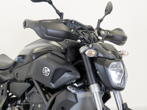 Yamaha MT-07     14-2024  Matt Black Handguard/Wind Deflectors Powerbronze